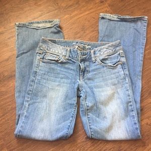 American Eagle boyfriend jeans